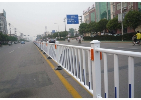 龙岩市市政道路护栏工程